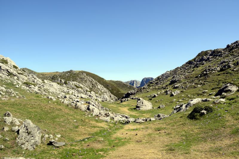 Camino de Los Ollones por El Estrecho