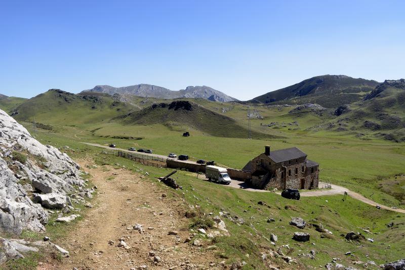 Casa Mieres al regreso de Peña Ubiña La Pequeña
