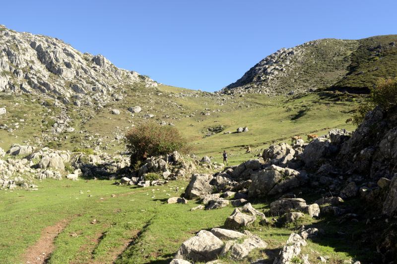 Pista ascendente en Los Ollones