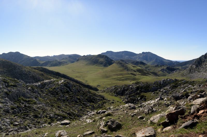 Vista atrás a vega Candioches