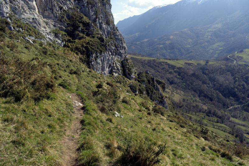 Sendero Les Llampes