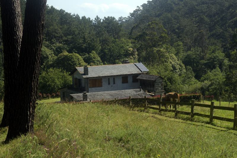 Casa y finca de apartamentos rurales El Cerro de Castan